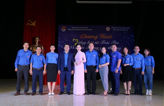 ung_ho_dong_bao_mien_trung23-1603806617560.jpg