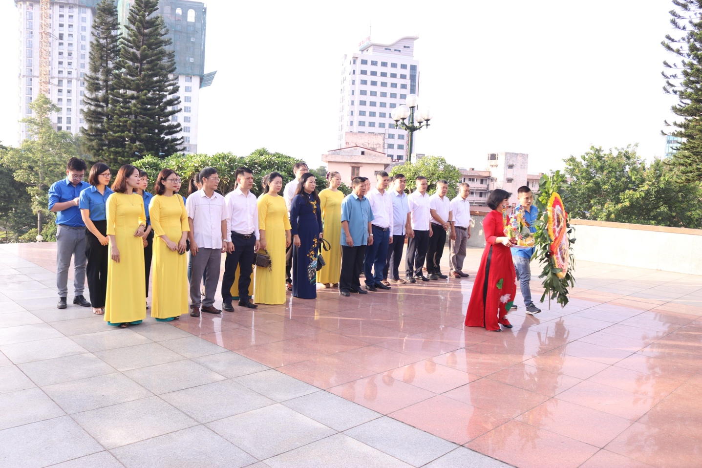 Sở Khoa học và Công nghệ tỉnh Thái Nguyên tổ chức dâng hương tưởng niệm các Anh hùng liệt sĩ