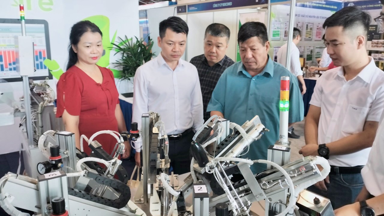 Sở KH&CN tỉnh Thái Nguyên tham gia sự kiện Kết nối công nghệ và Đổi mới sáng tạo Việt Nam 2023 -0