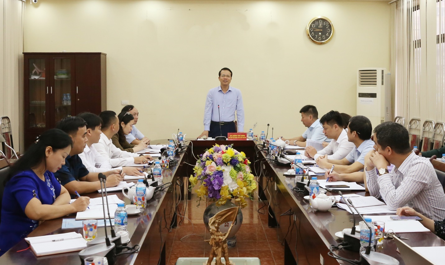 Đồng chí Dương Văn Lượng - Phó Chủ tịch UBND tỉnh thăm và làm việc tại Sở Khoa học và Công nghệ