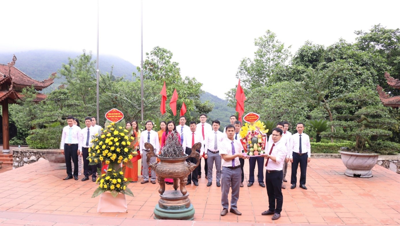 Lễ Báo công dâng Bác, biểu dương các tập thể, cá nhân tiêu biểu trong học tập và làm theo tư tưởng, đạo đức, phong cách Hồ Chí Minh năm 2022
