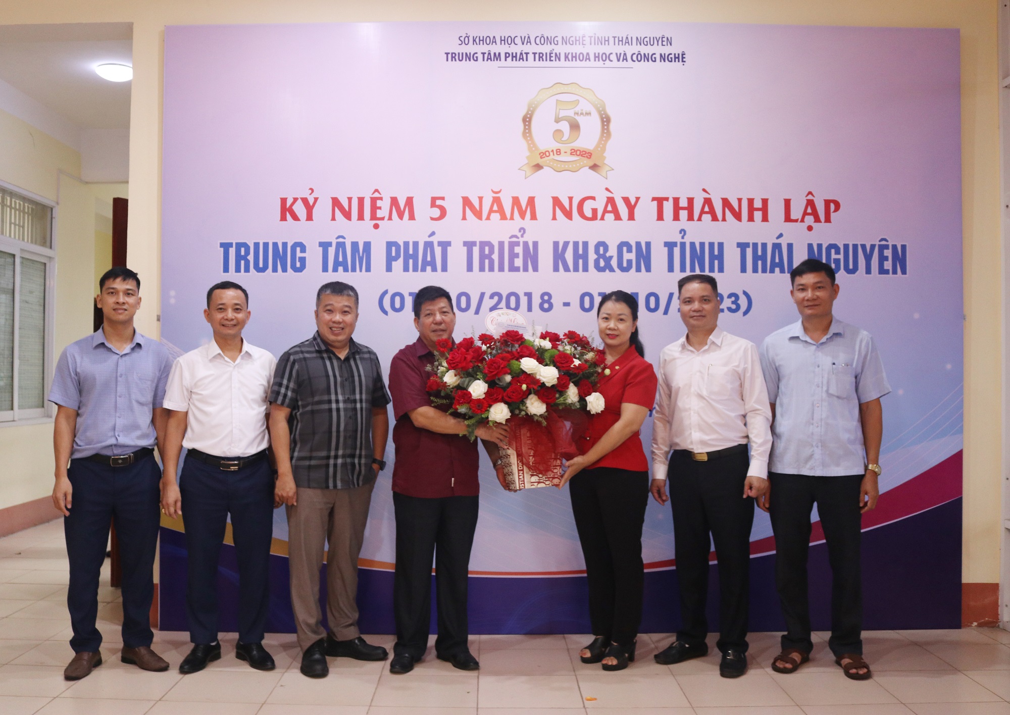 Gặp mặt kỷ niệm 5 năm thành lập Trung tâm Phát triển Khoa học và Công nghệ tỉnh Thái Nguyên -1