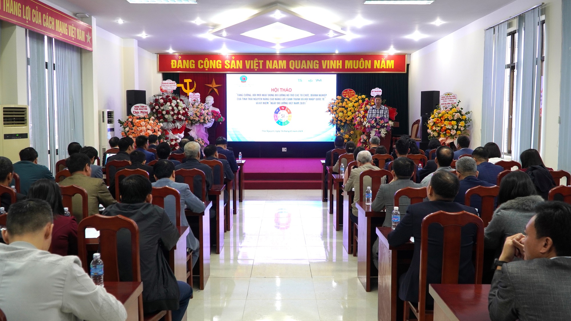Hội thảo “Tăng cường, đổi mới hoạt động đo lường hỗ trợ các tổ chức, doanh nghiệp của tỉnh Thái Nguyên nâng cao năng lực cạnh tranh và hội nhập quốc tế” và kỷ niệm Ngày Đo lường Việt Nam 20/01