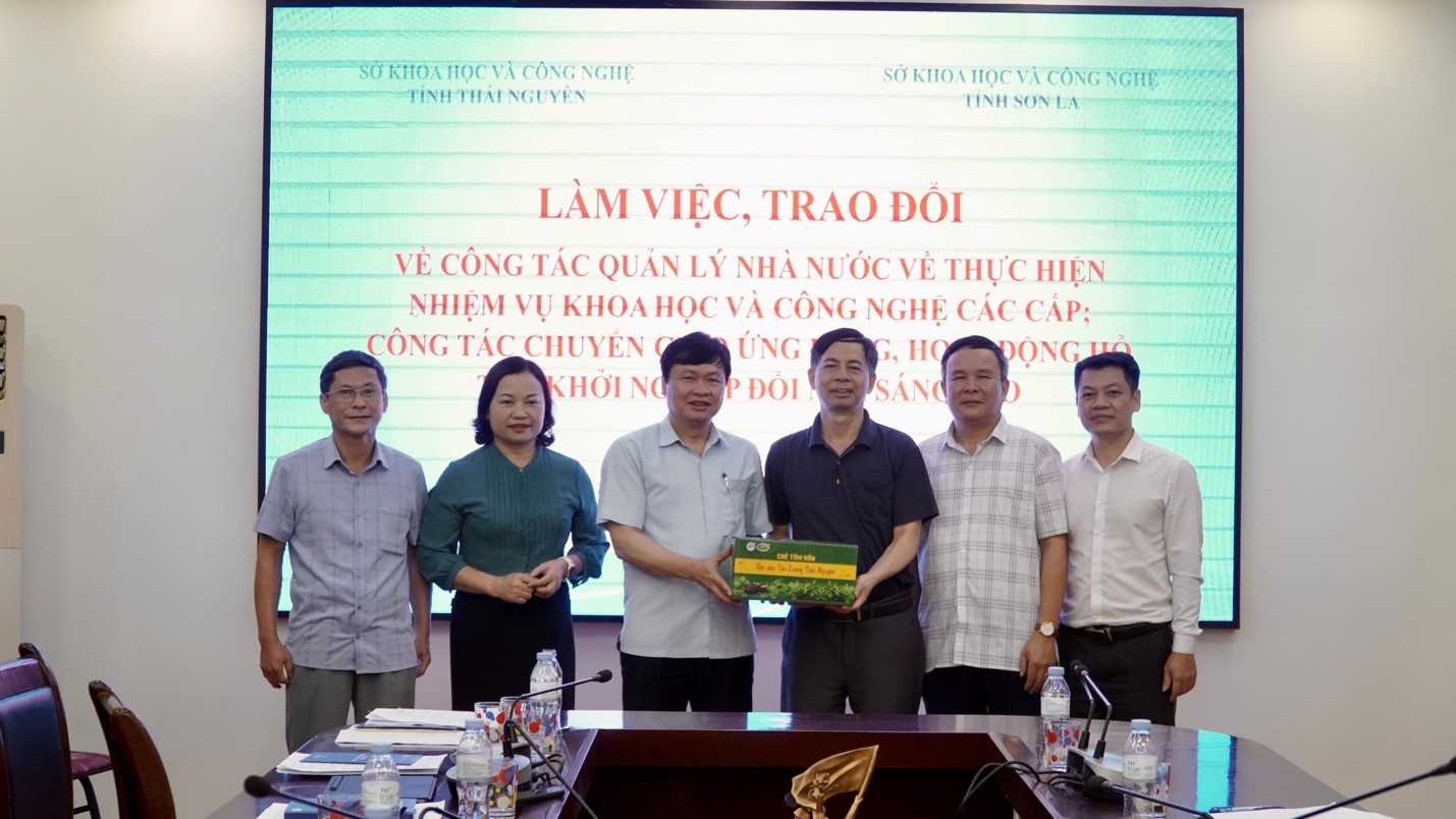 Tiếp và làm việc với Sở Khoa học và Công nghệ tỉnh Sơn La -0